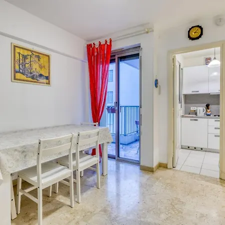 Appartement Studio Close To All Hyper Central Amenities *